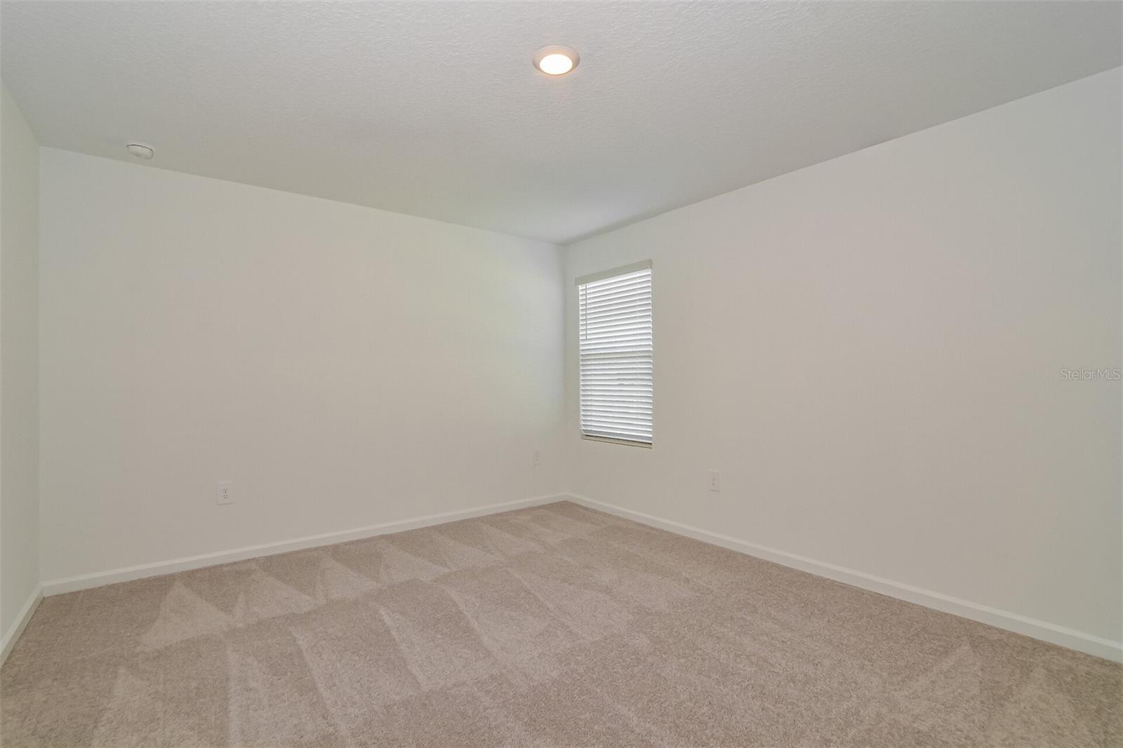 CROSSWINDS EAST PH 1 - Residential Lease