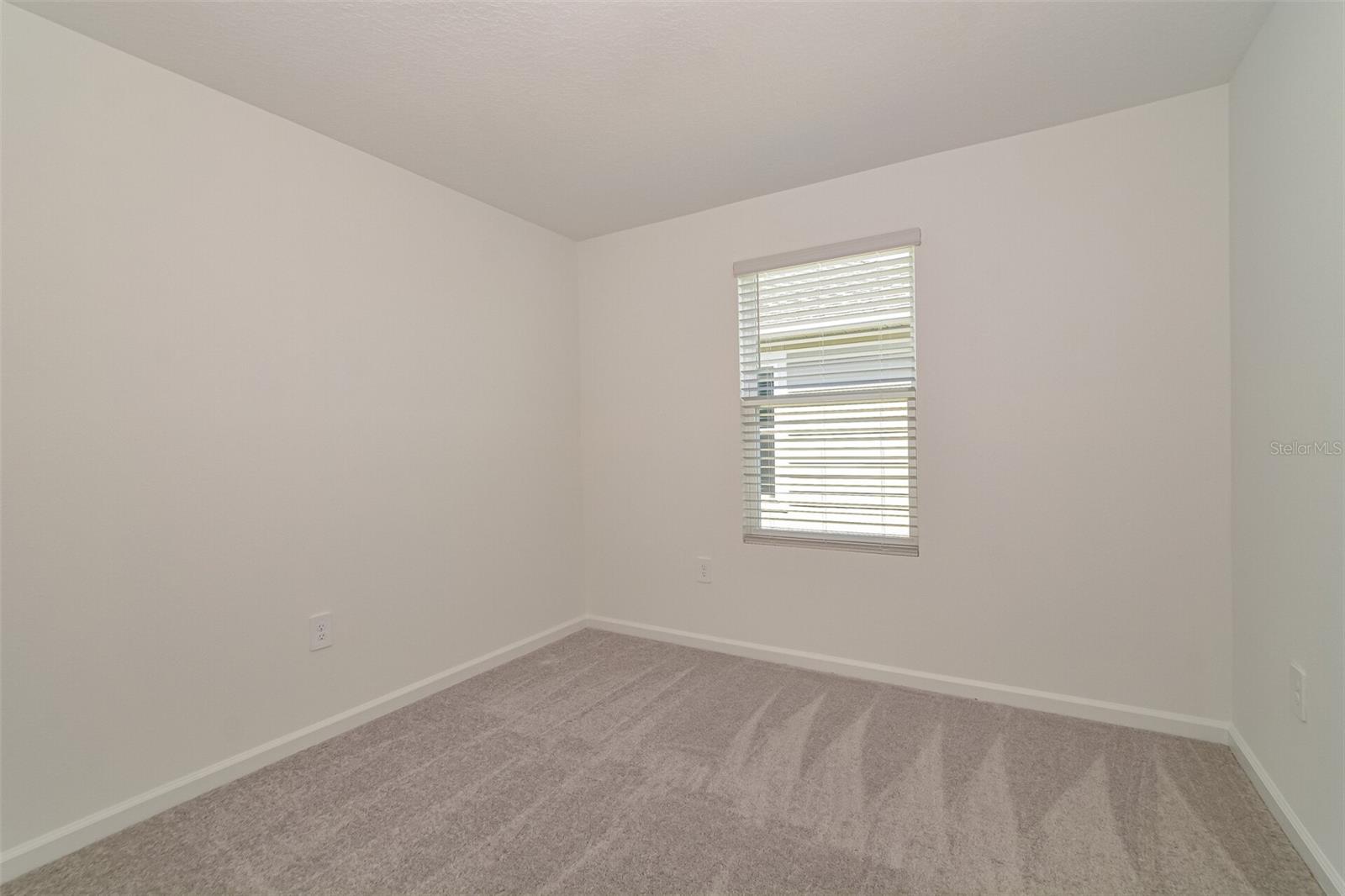 CROSSWINDS EAST PH 1 - Residential Lease