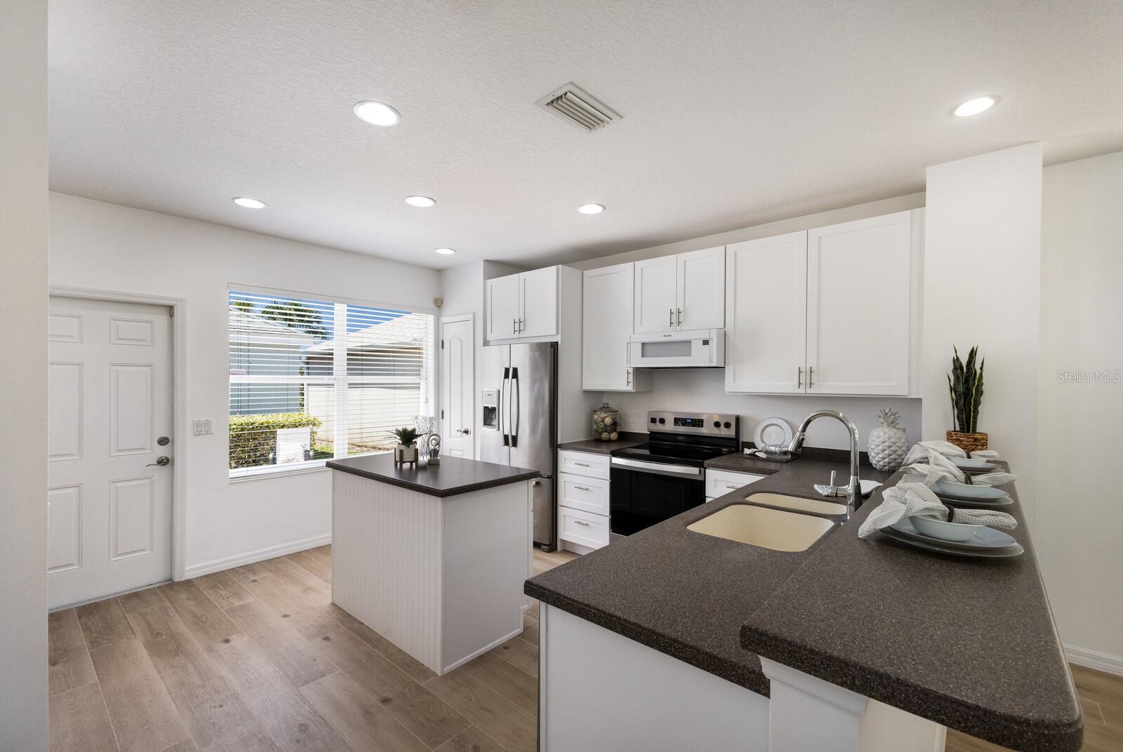 RIVER SOUND - Residential