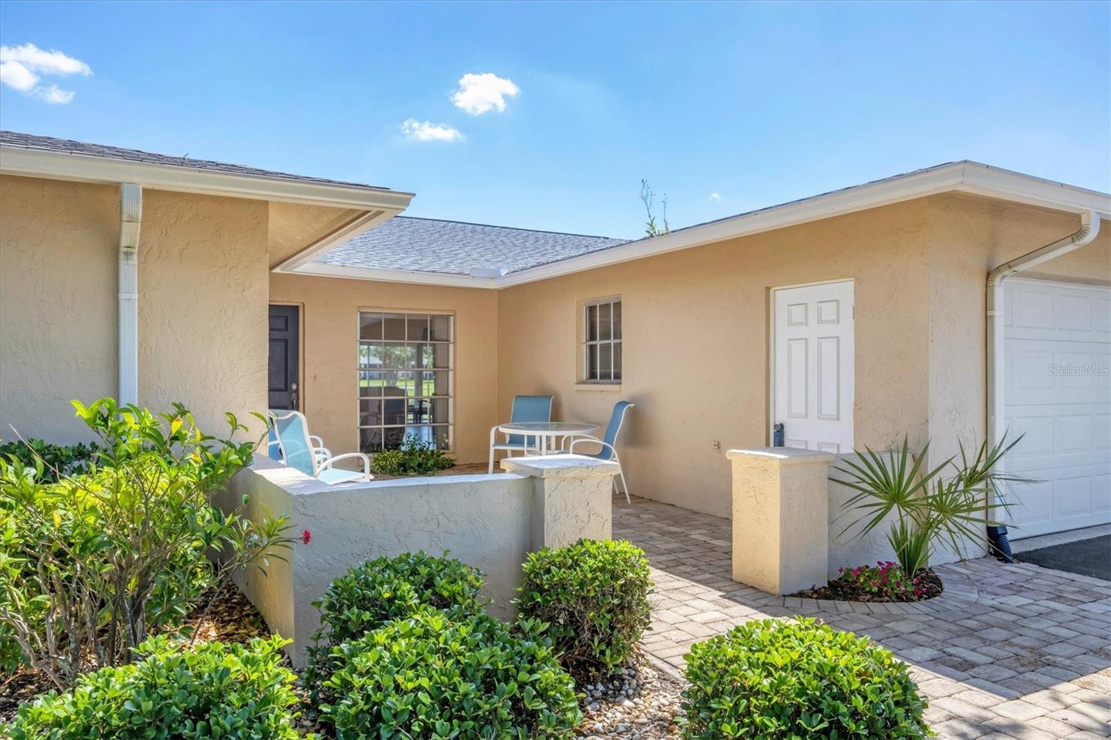 7069 W COUNTRY CLUB DRIVE N 7069
