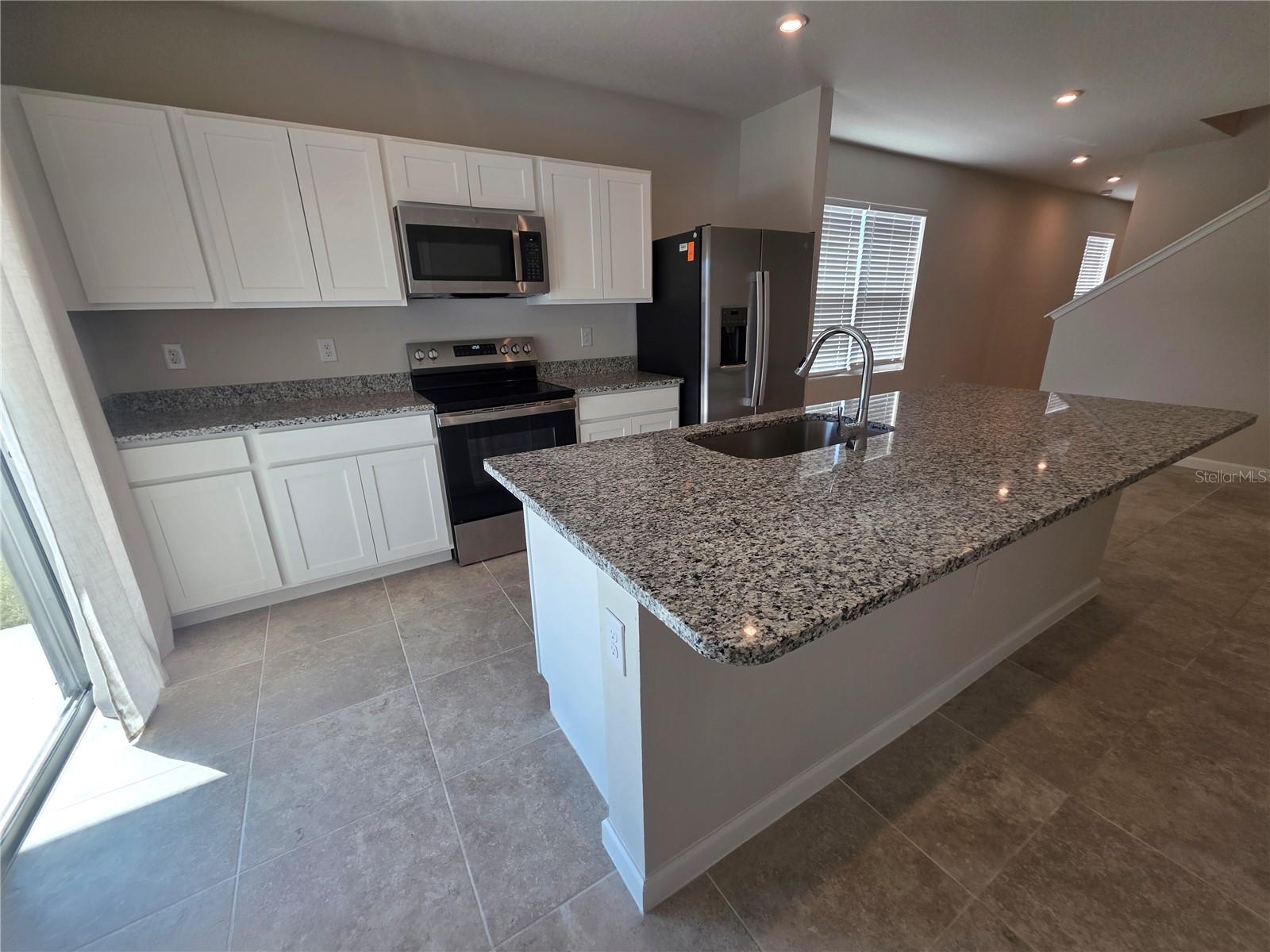 HAMMOCK OAKS PH 1B - Residential Lease