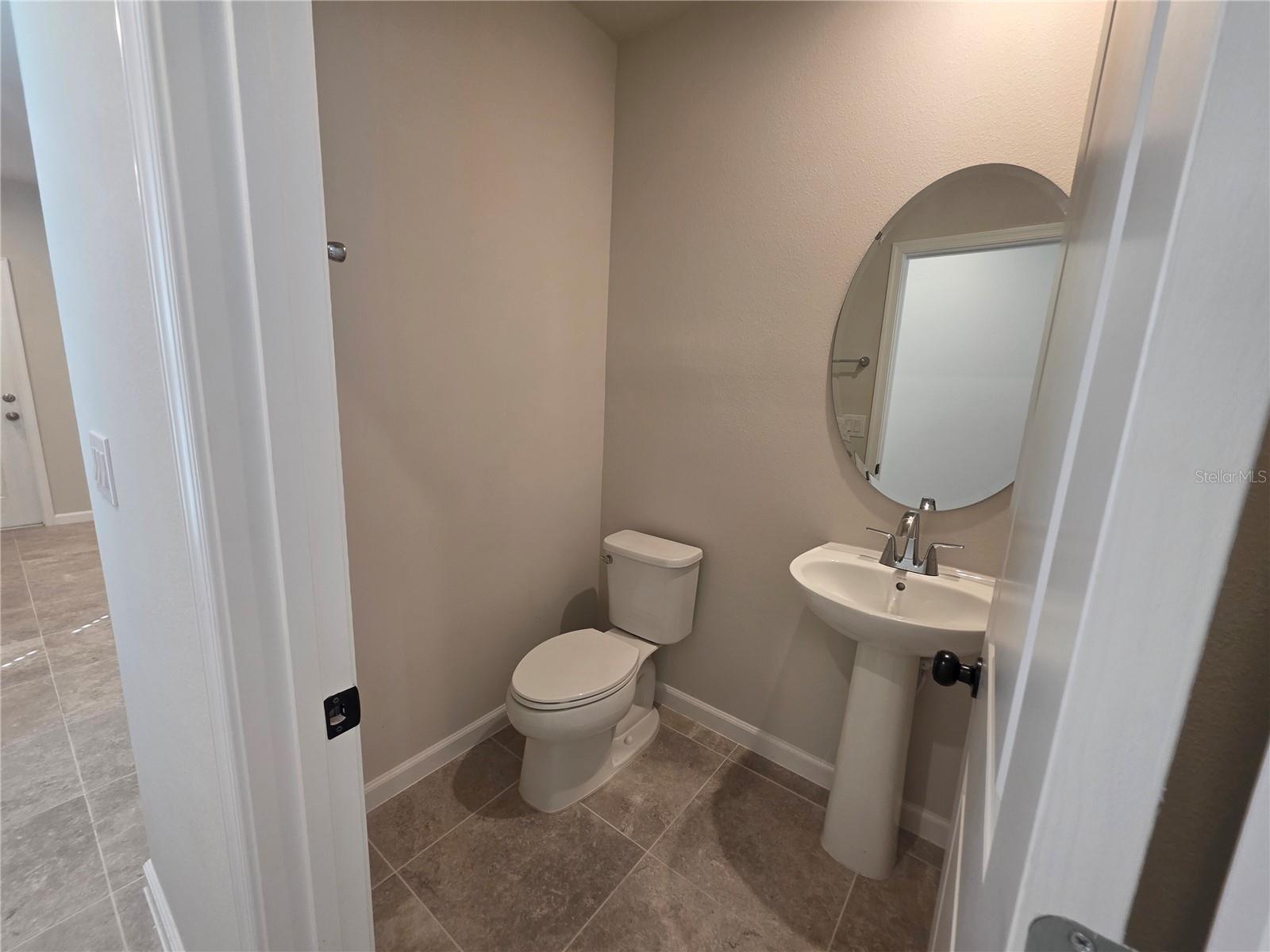 HAMMOCK OAKS PH 1B - Residential Lease