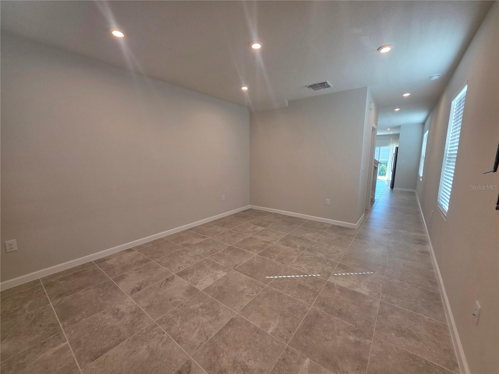 HAMMOCK OAKS PH 1B - Residential Lease