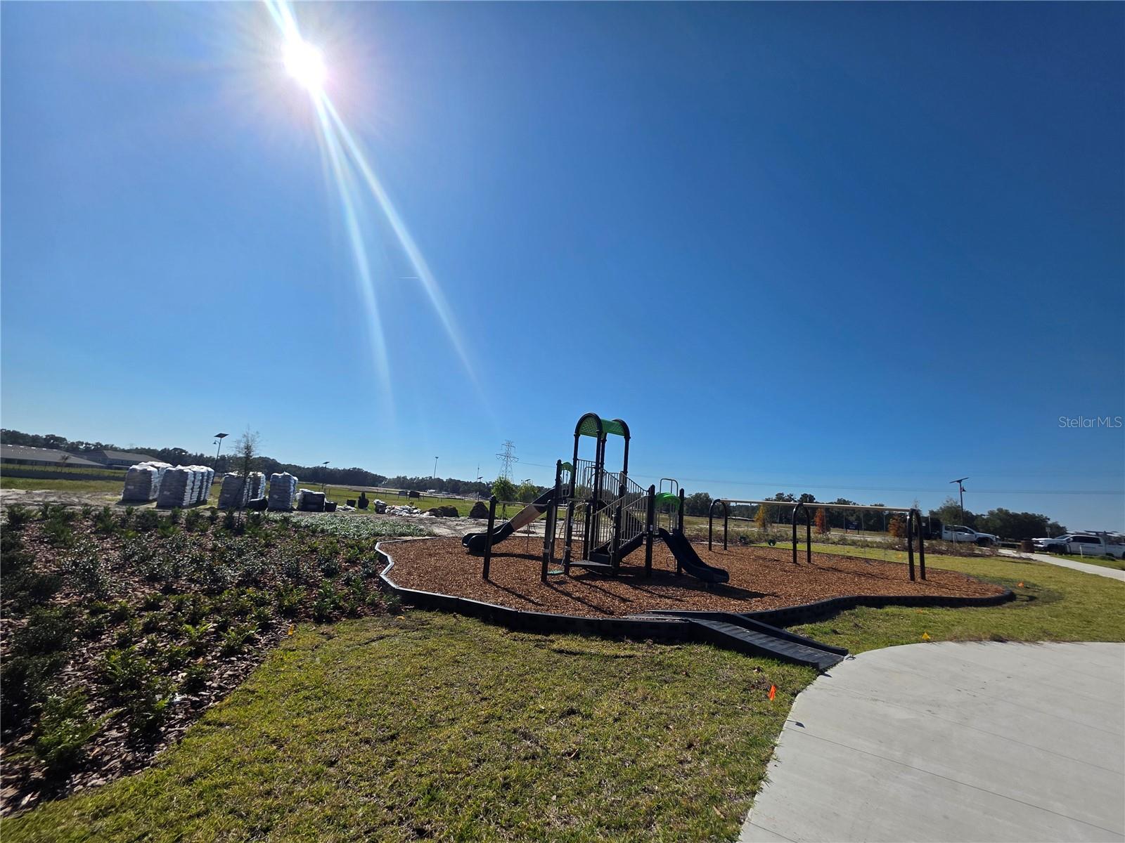 HAMMOCK OAKS PH 1B - Residential Lease