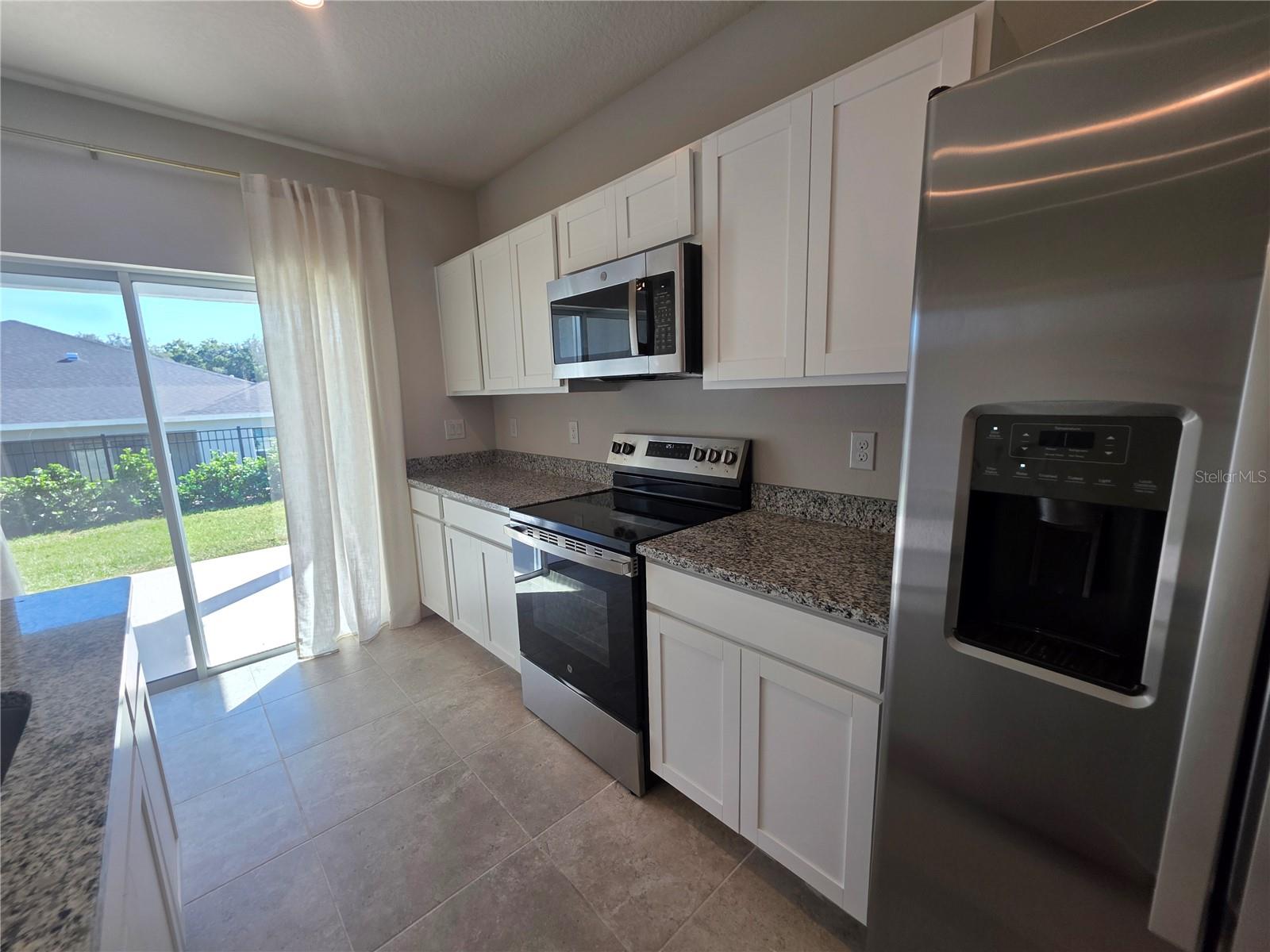 HAMMOCK OAKS PH 1B - Residential Lease