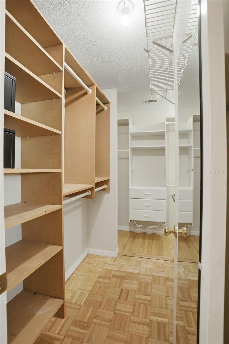 ANDERSON HEIGHTS - Residential