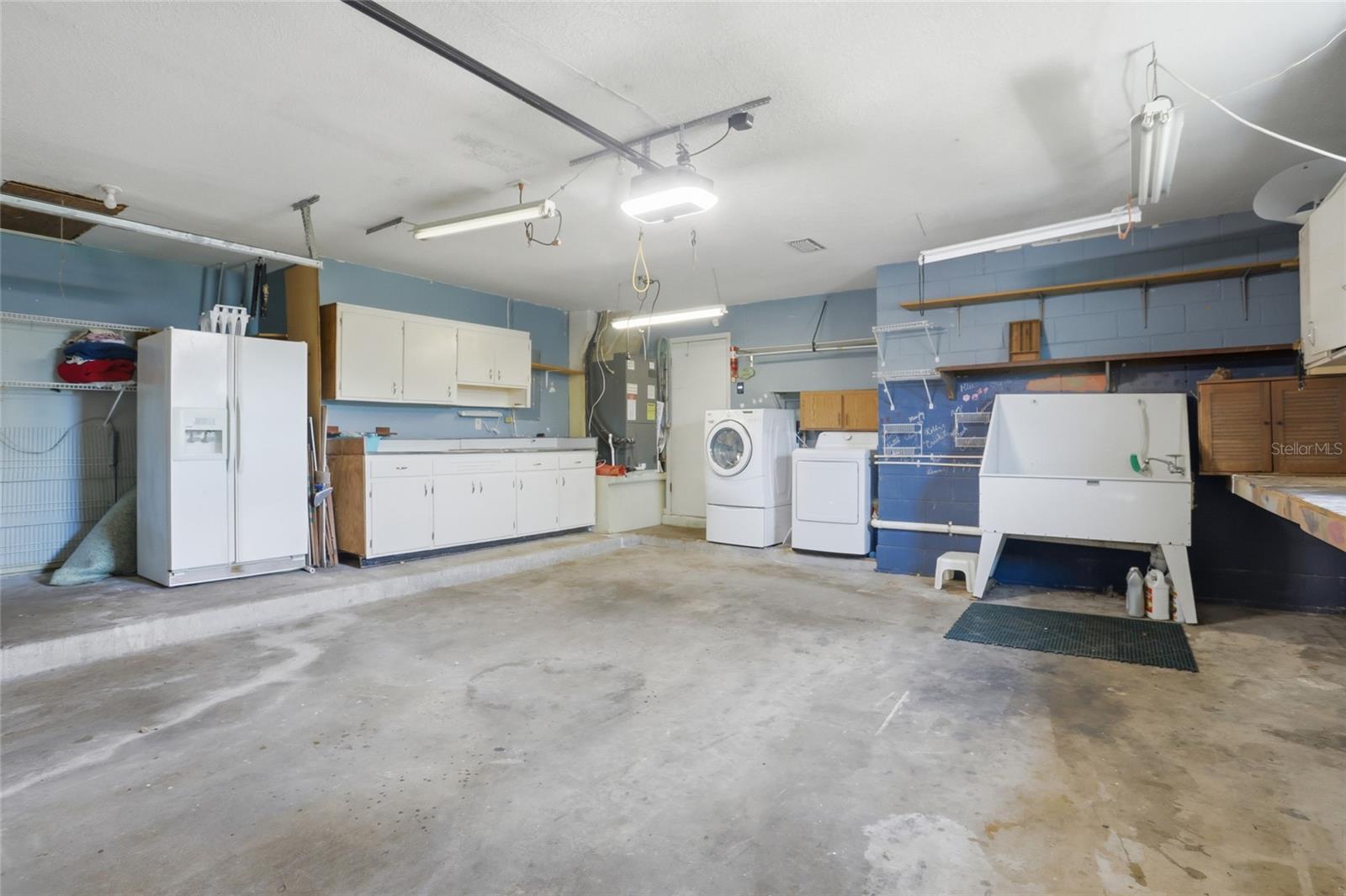 ANDERSON HEIGHTS - Residential