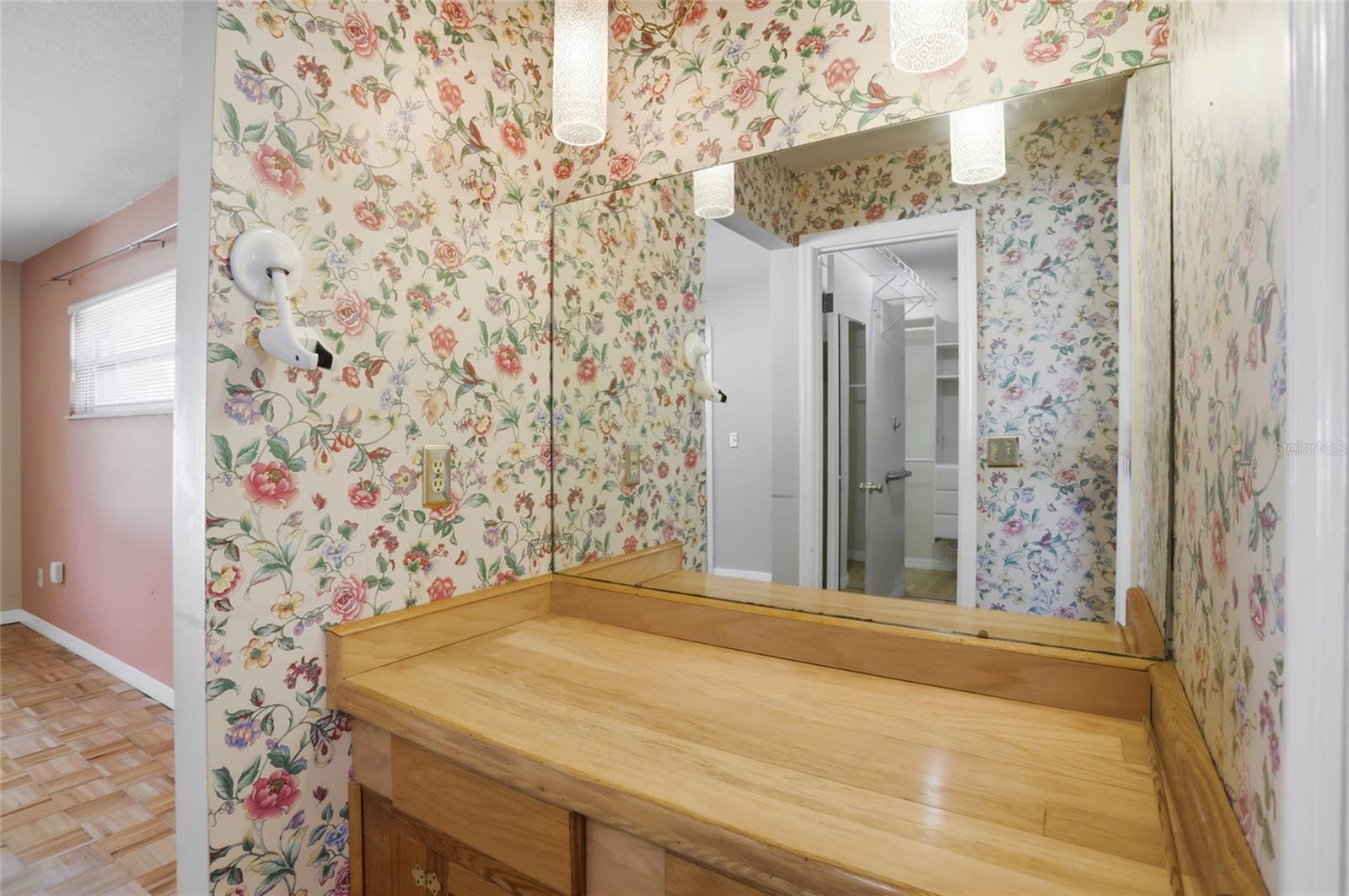 ANDERSON HEIGHTS - Residential