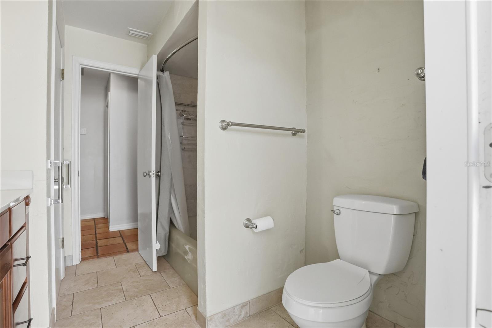 ANDERSON HEIGHTS - Residential