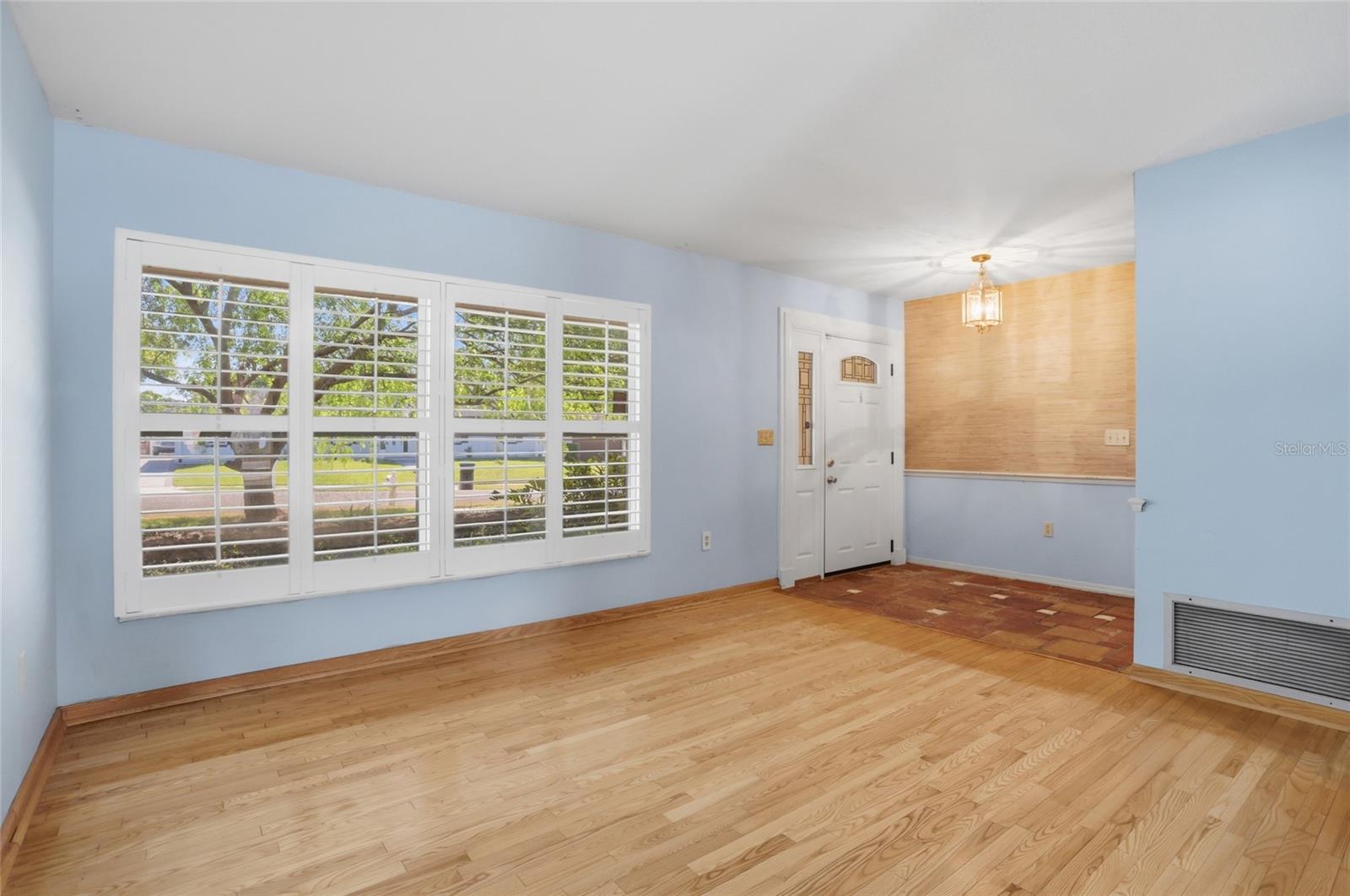 ANDERSON HEIGHTS - Residential