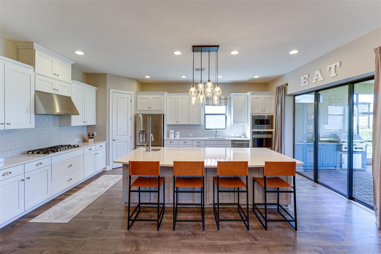 ESPLANADE GOLF & COUNTRY CLUB - Residential Lease