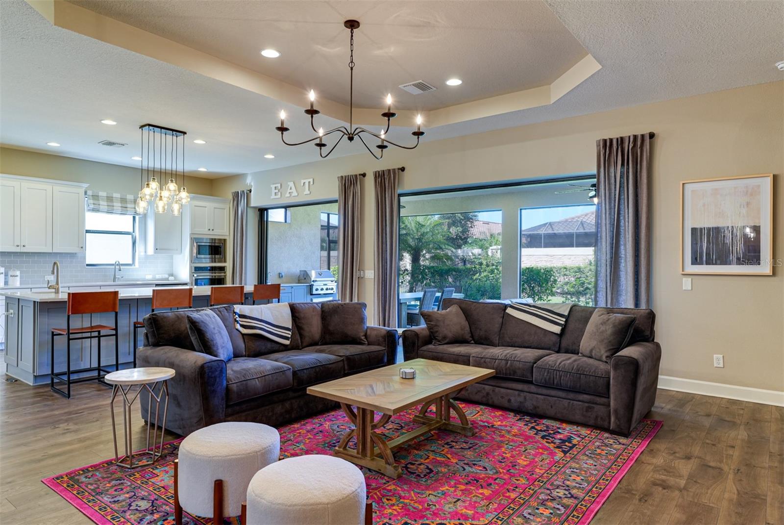 ESPLANADE GOLF & COUNTRY CLUB - Residential Lease