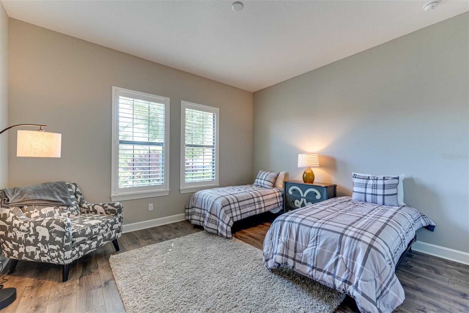 ESPLANADE GOLF & COUNTRY CLUB - Residential Lease