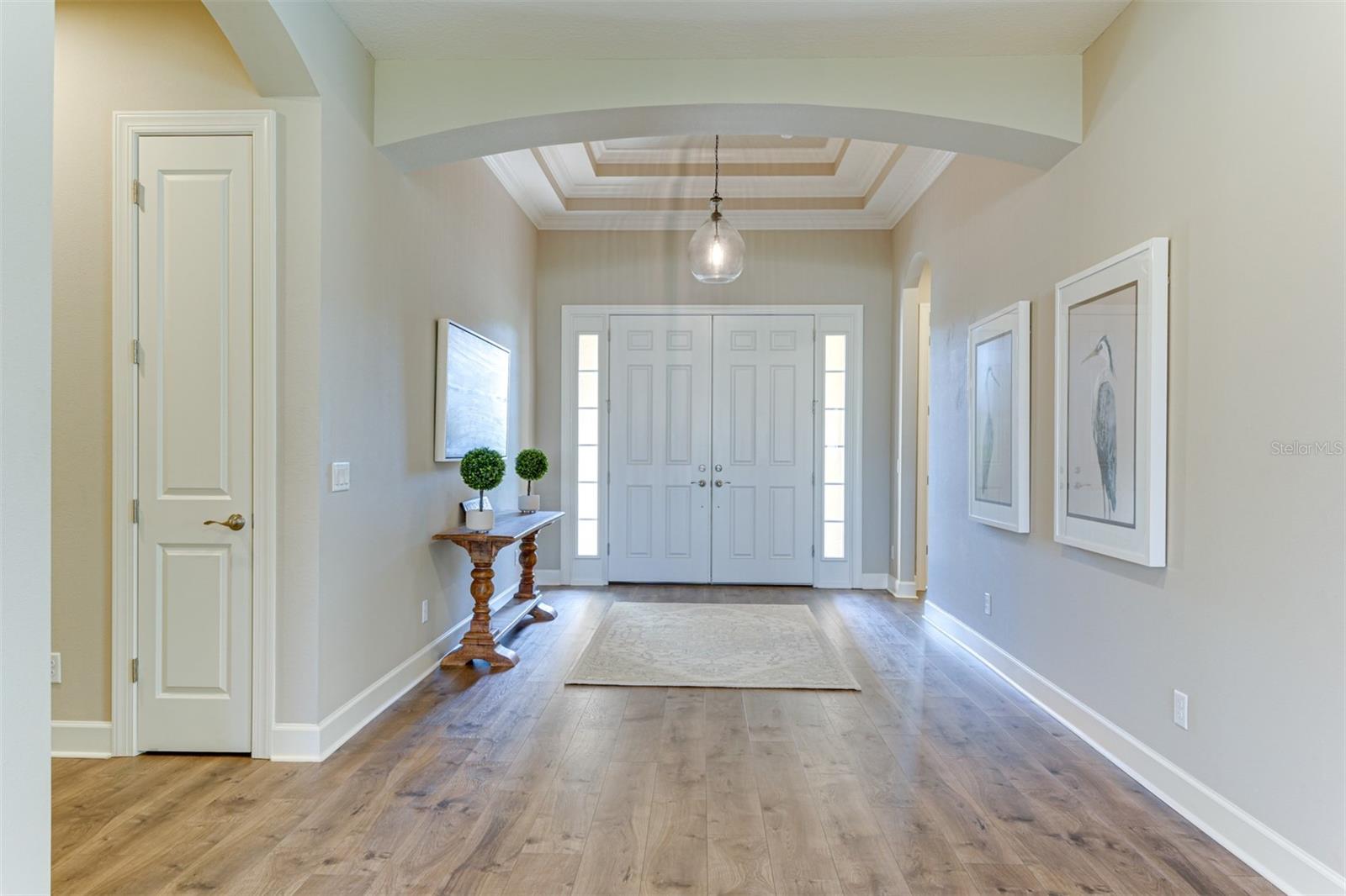 ESPLANADE GOLF & COUNTRY CLUB - Residential Lease