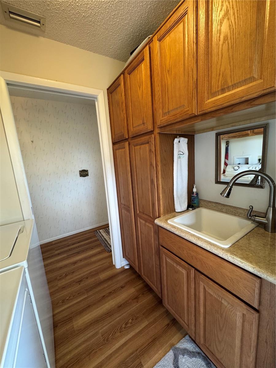 CAMBRIDGE VILLAGE - Residential