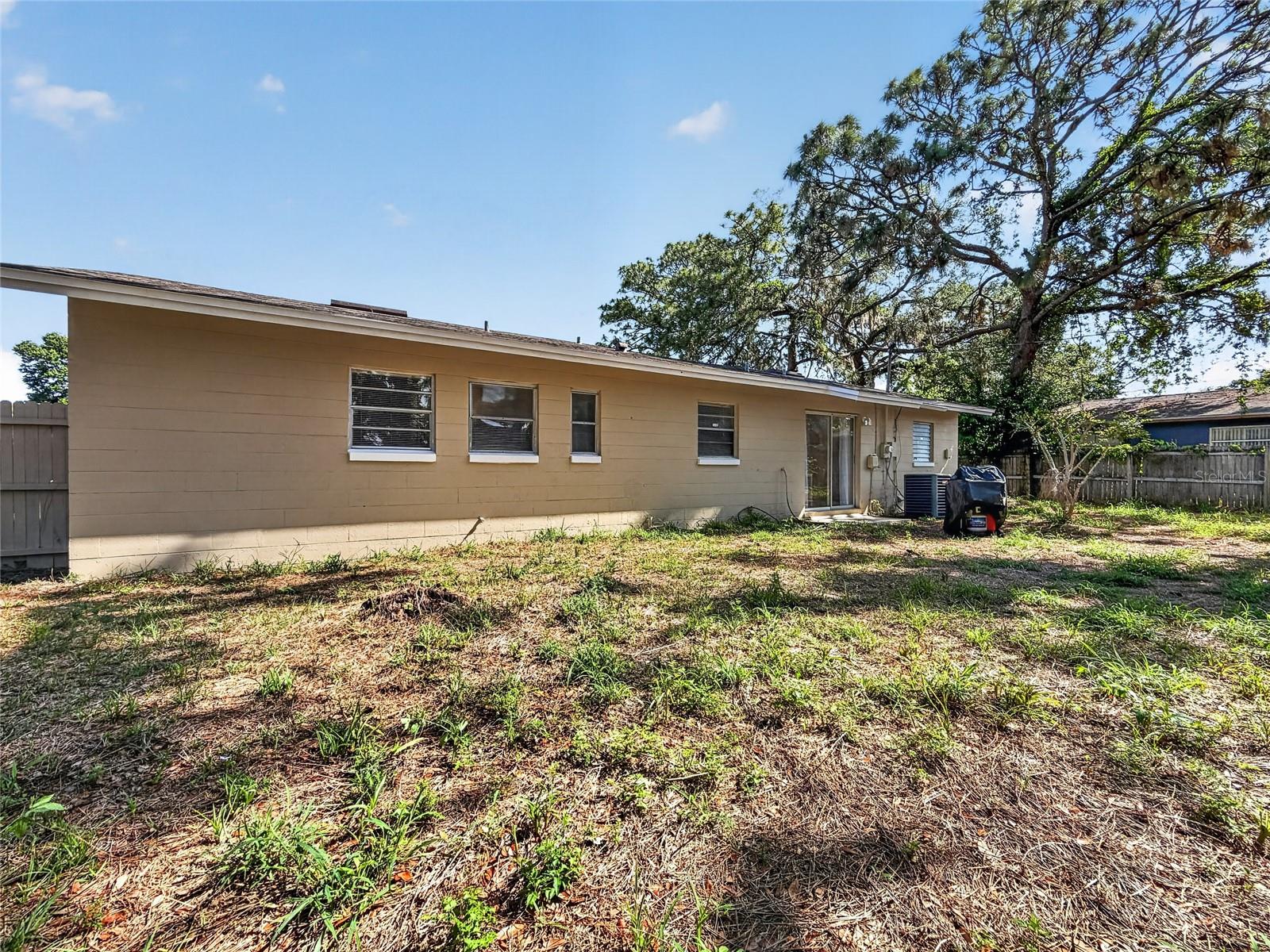 LONDONDERRY HILLS SEC 01 - Residential