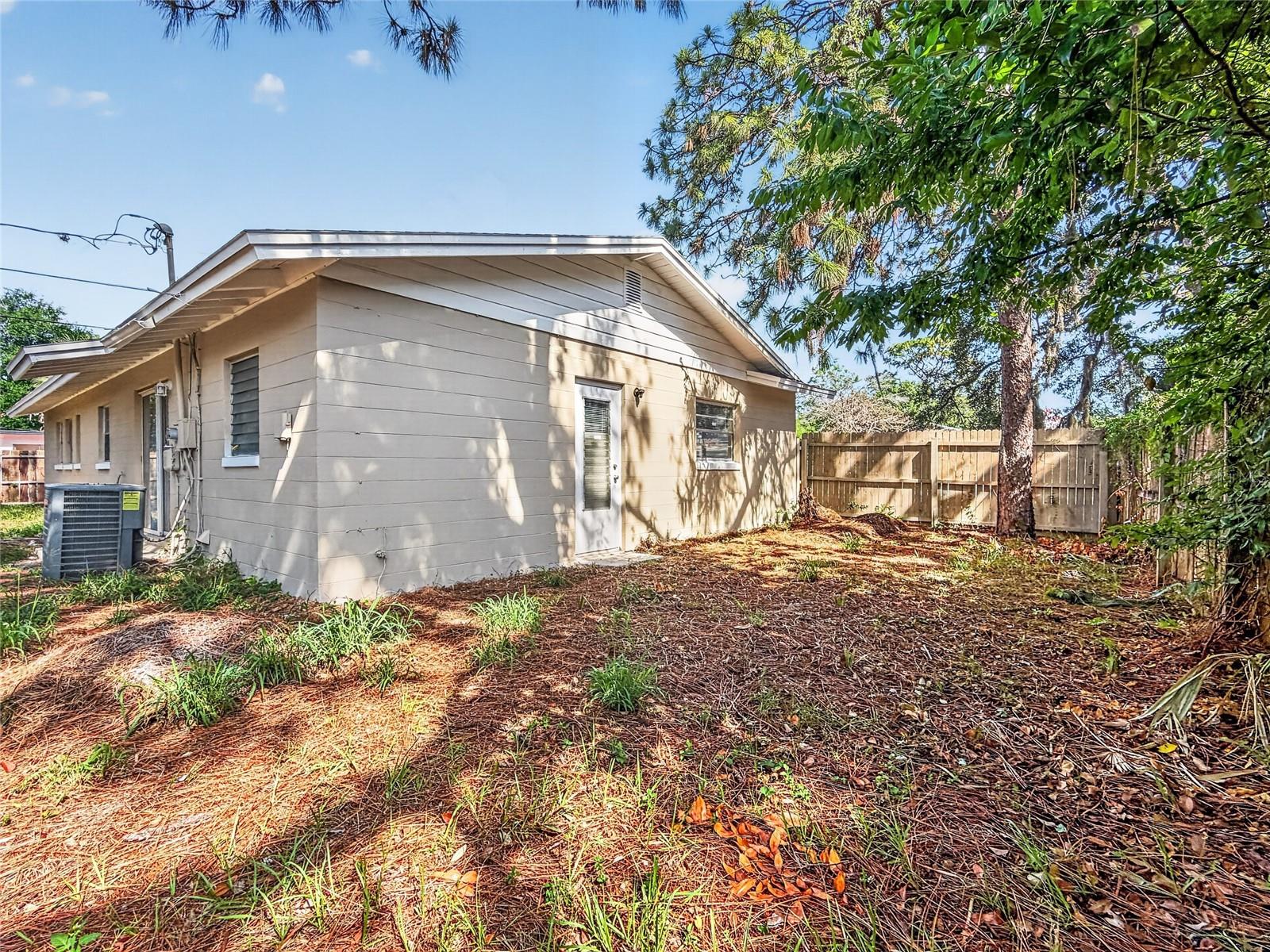 LONDONDERRY HILLS SEC 01 - Residential