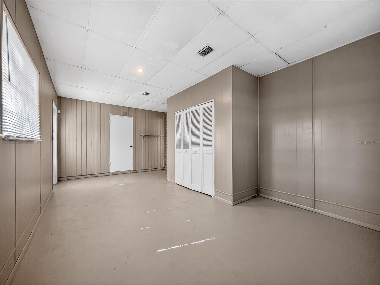LONDONDERRY HILLS SEC 01 - Residential