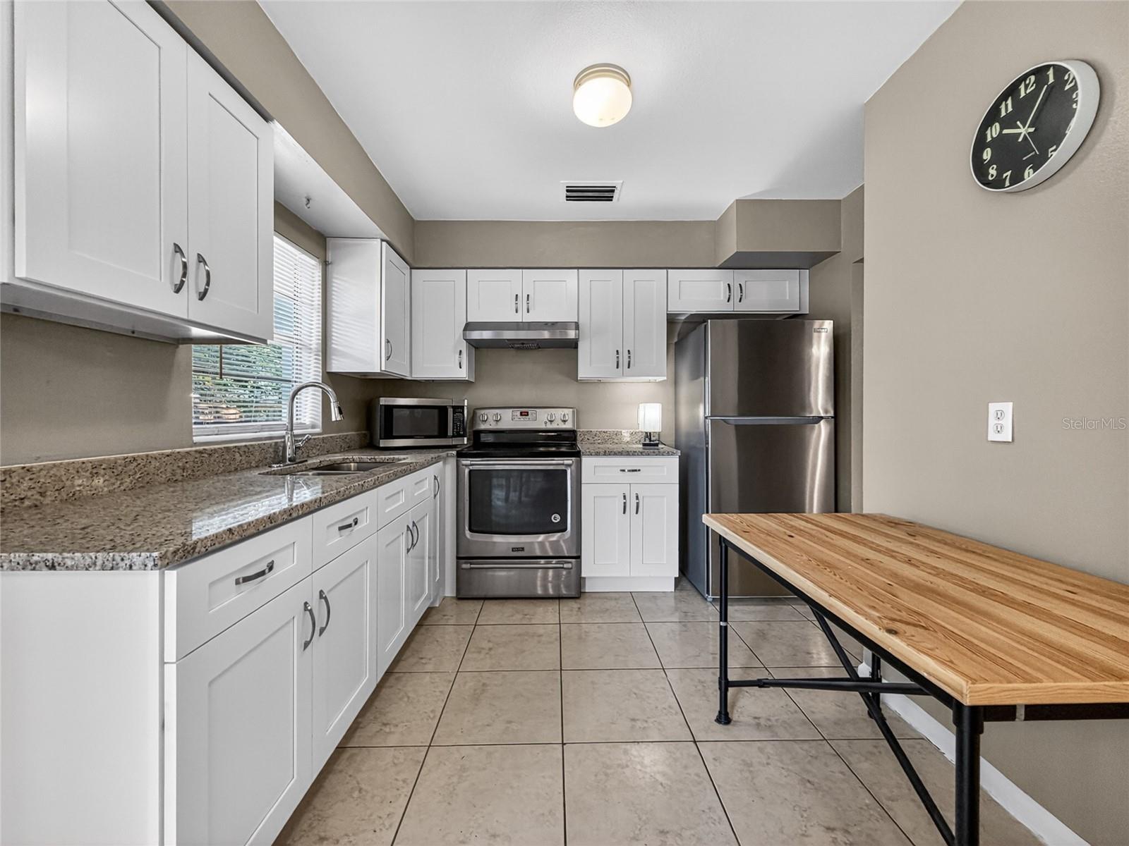LONDONDERRY HILLS SEC 01 - Residential