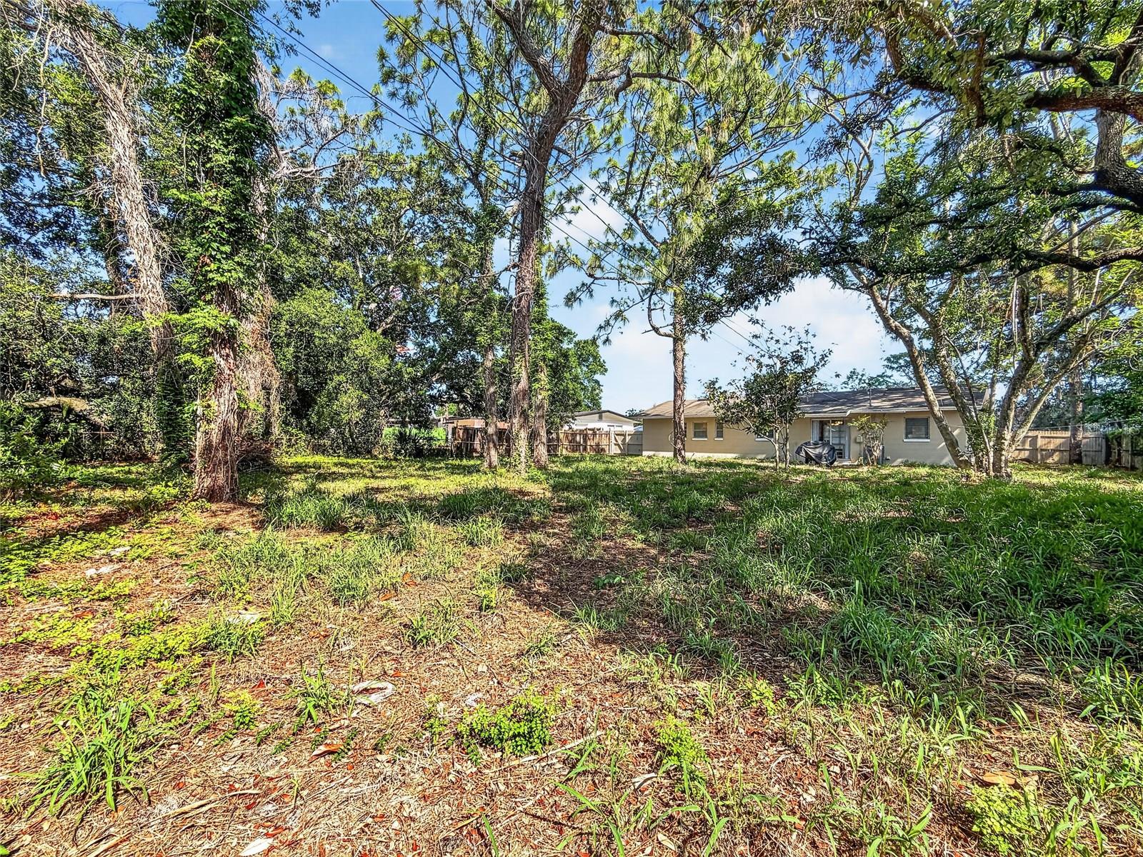 LONDONDERRY HILLS SEC 01 - Residential