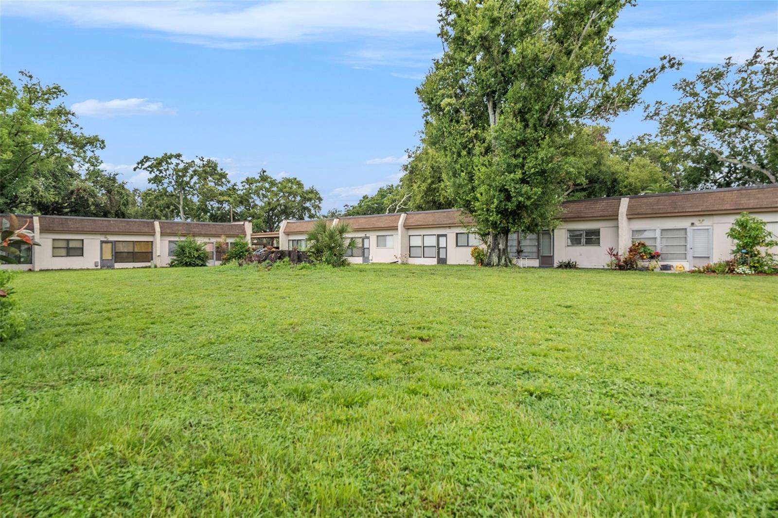 MISSION HILLS CONDO - Residential Lease