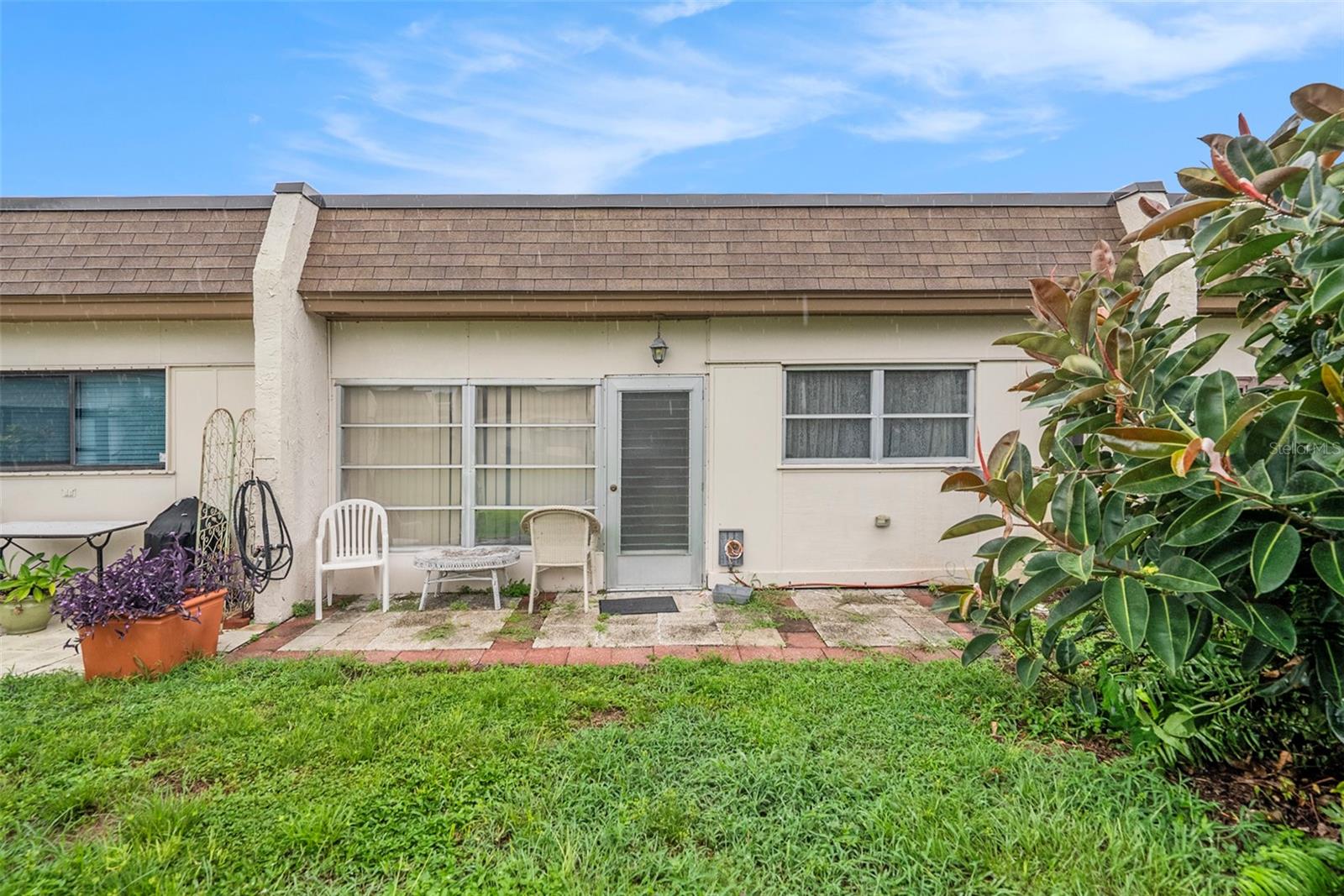 MISSION HILLS CONDO - Residential Lease