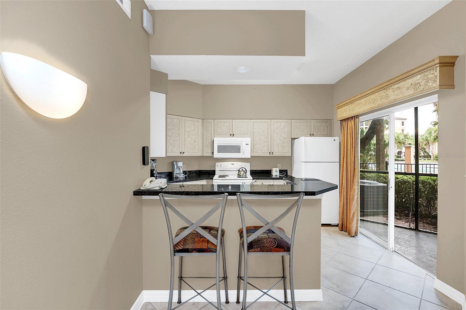 WORLDQUEST RESIDENCE - Residential