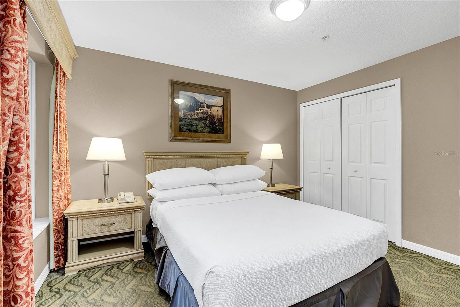 WORLDQUEST RESIDENCE - Residential