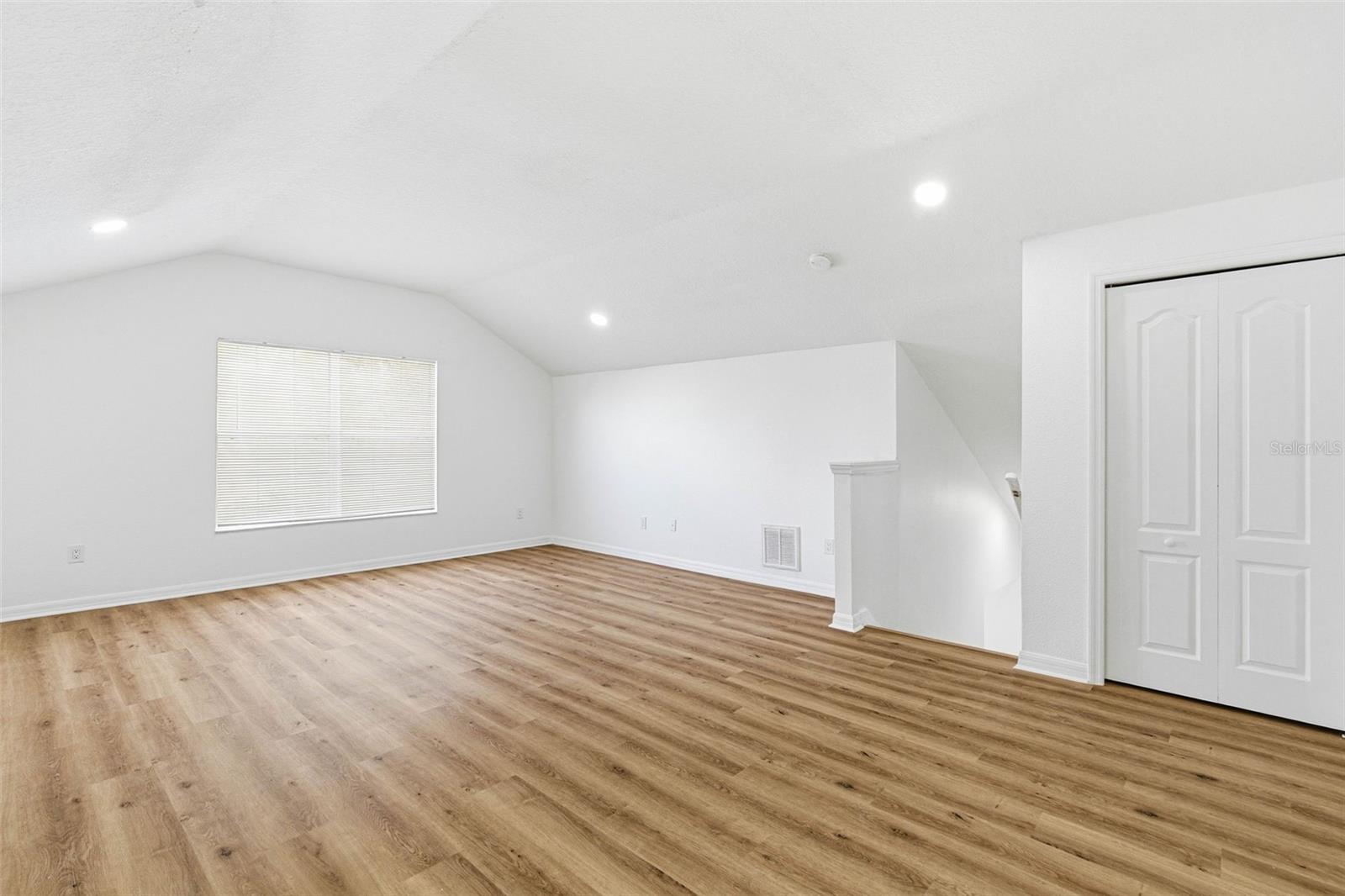 PINE RIDGE AT SUGAR CREEK PH 01 - Residential