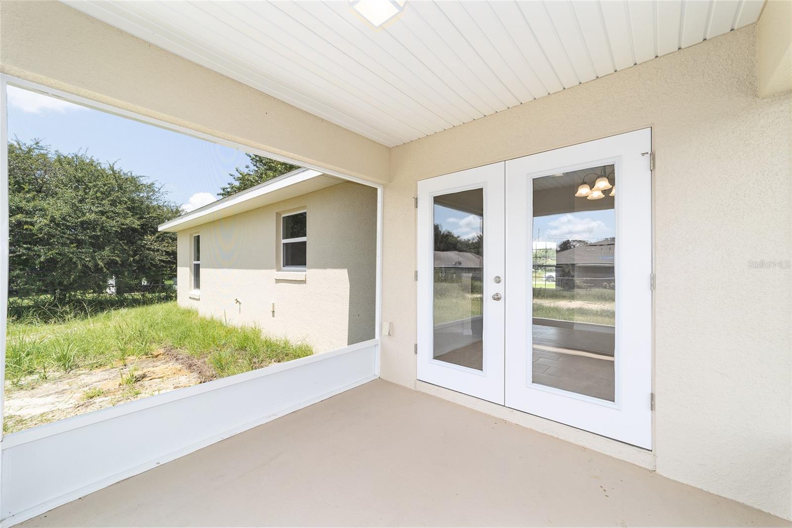 SILVER SPGS SHORES UN 17 - Residential Lease