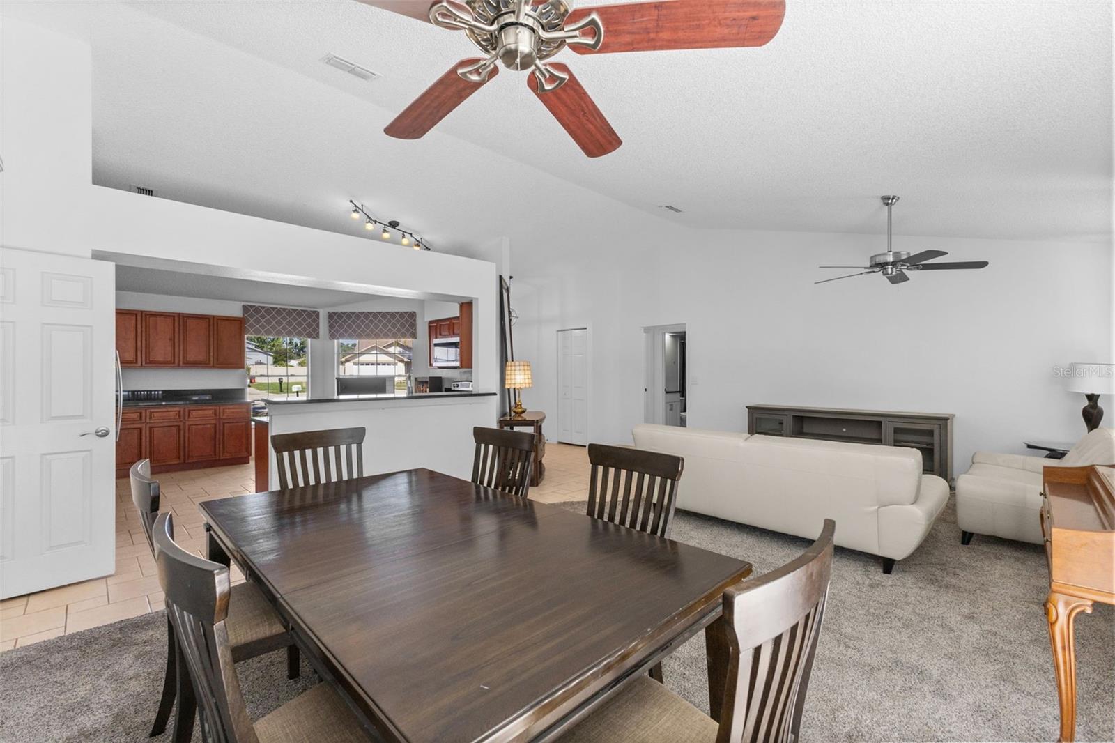 TURTLE LAKES - Residential