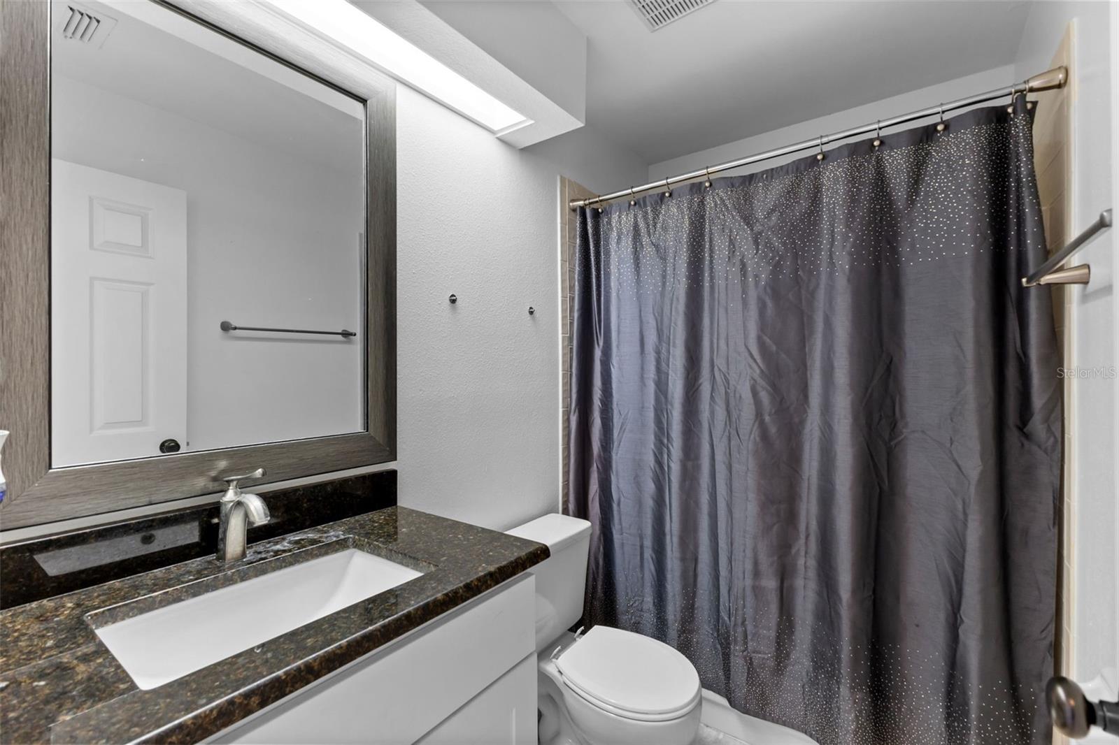 TURTLE LAKES - Residential