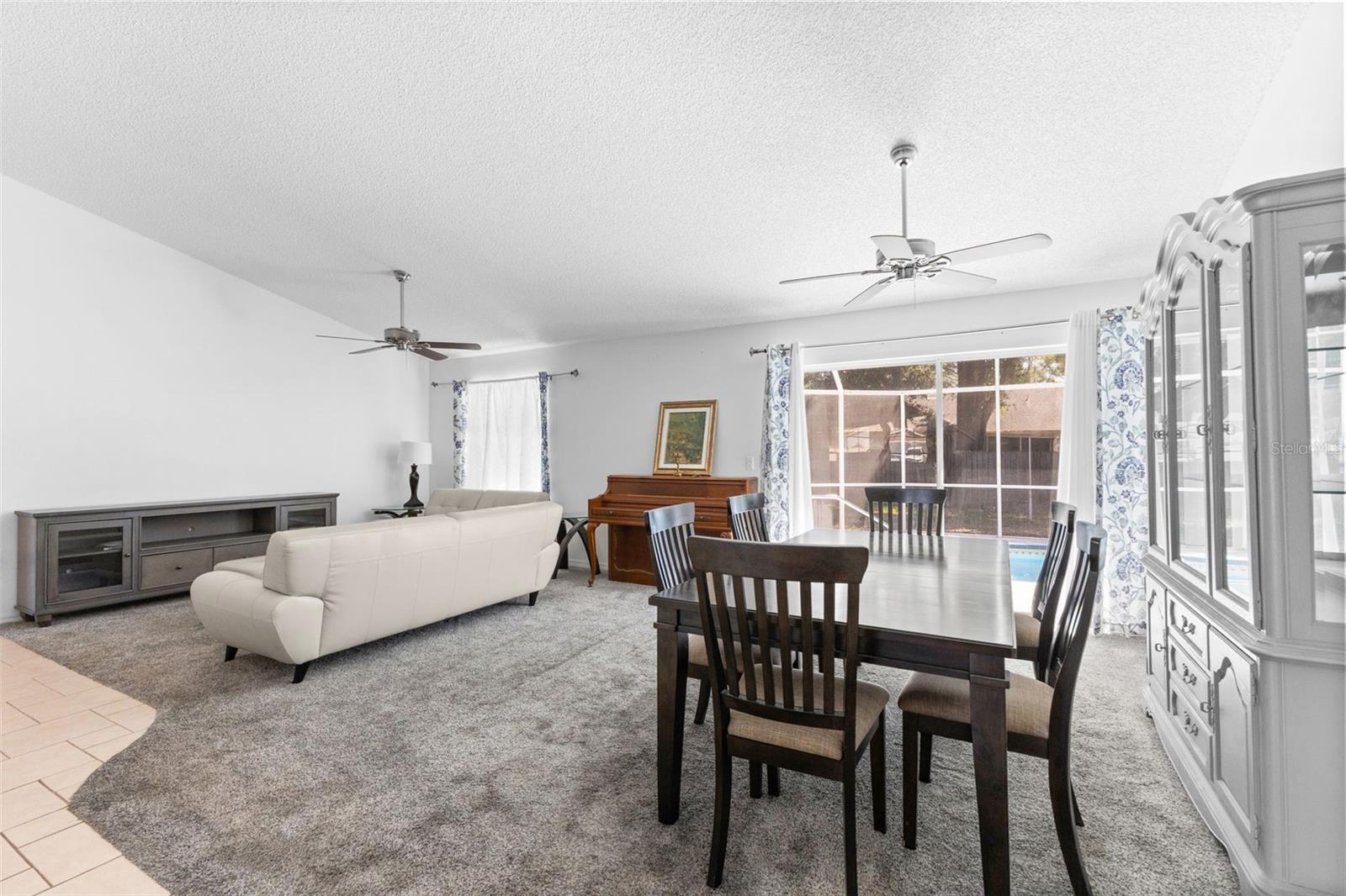 TURTLE LAKES - Residential