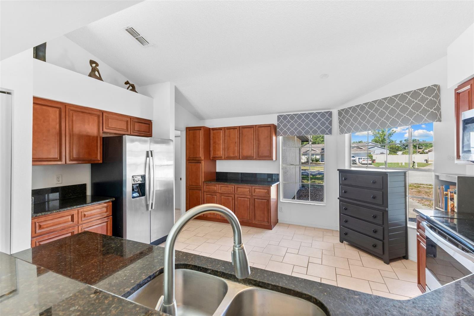 TURTLE LAKES - Residential