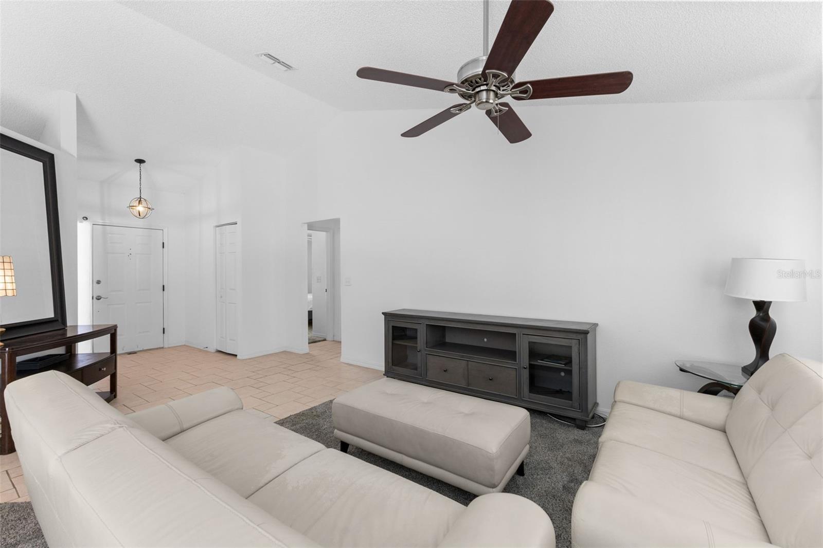 TURTLE LAKES - Residential