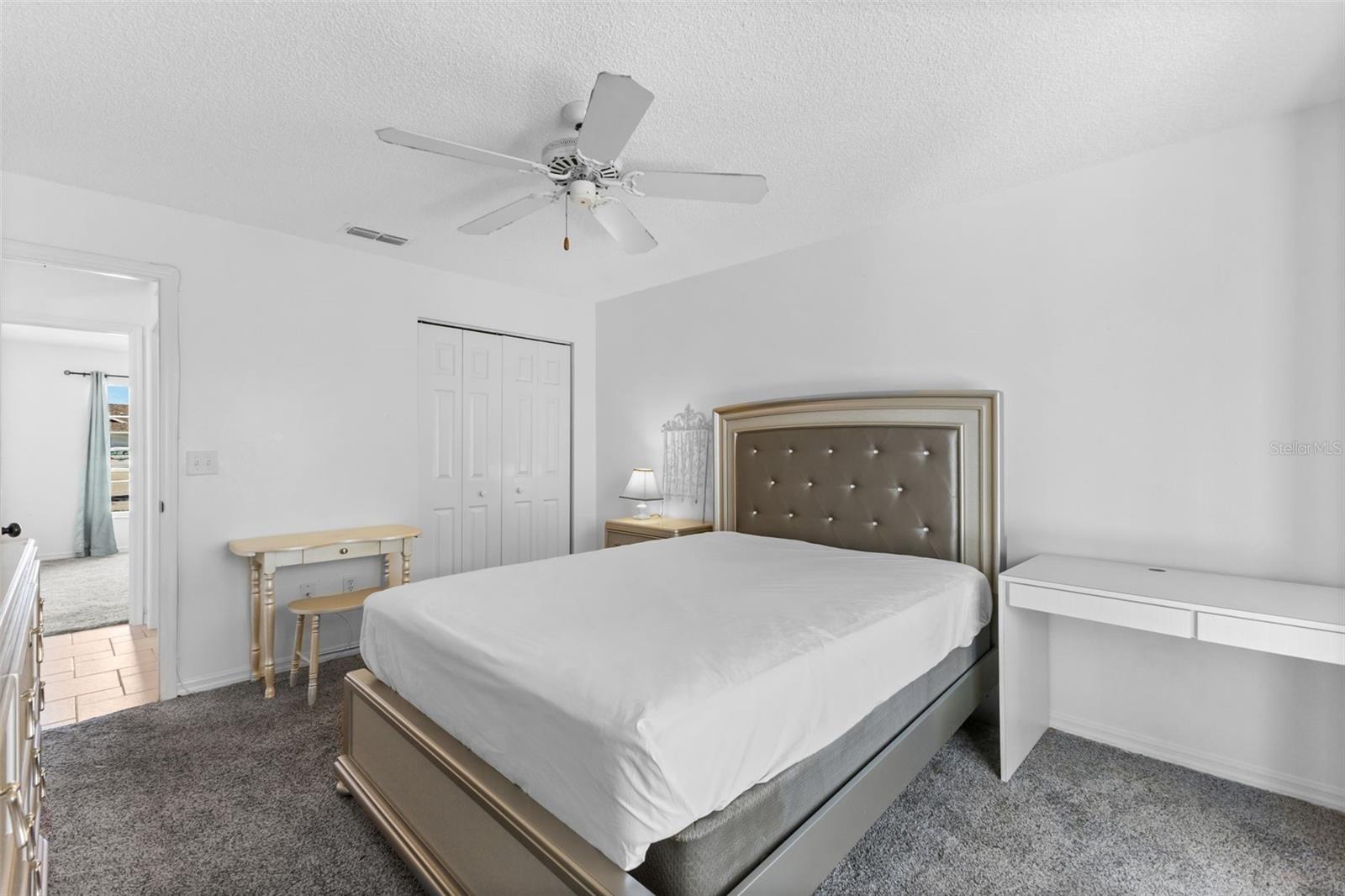 TURTLE LAKES - Residential