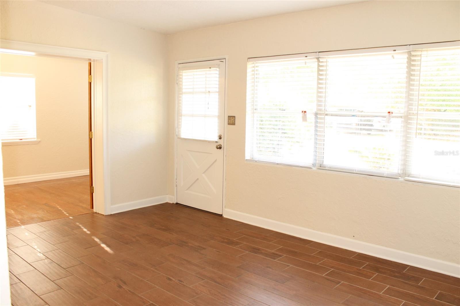 TEMPLE TERRACE ANNEX - Residential Lease