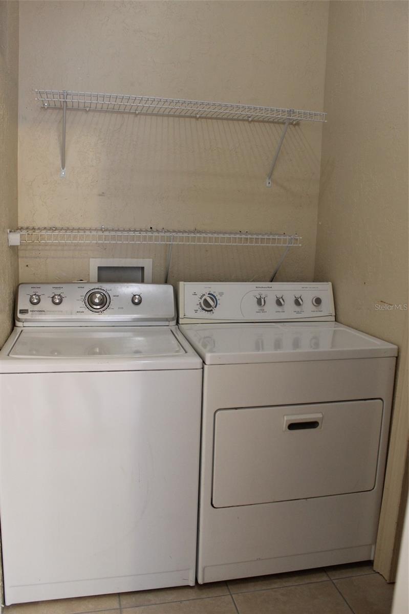 TEMPLE TERRACE ANNEX - Residential Lease