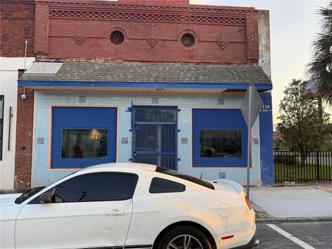 Photo of 2110 W Main Street, Tampa, FL 33607 (MLS # TB8500292)