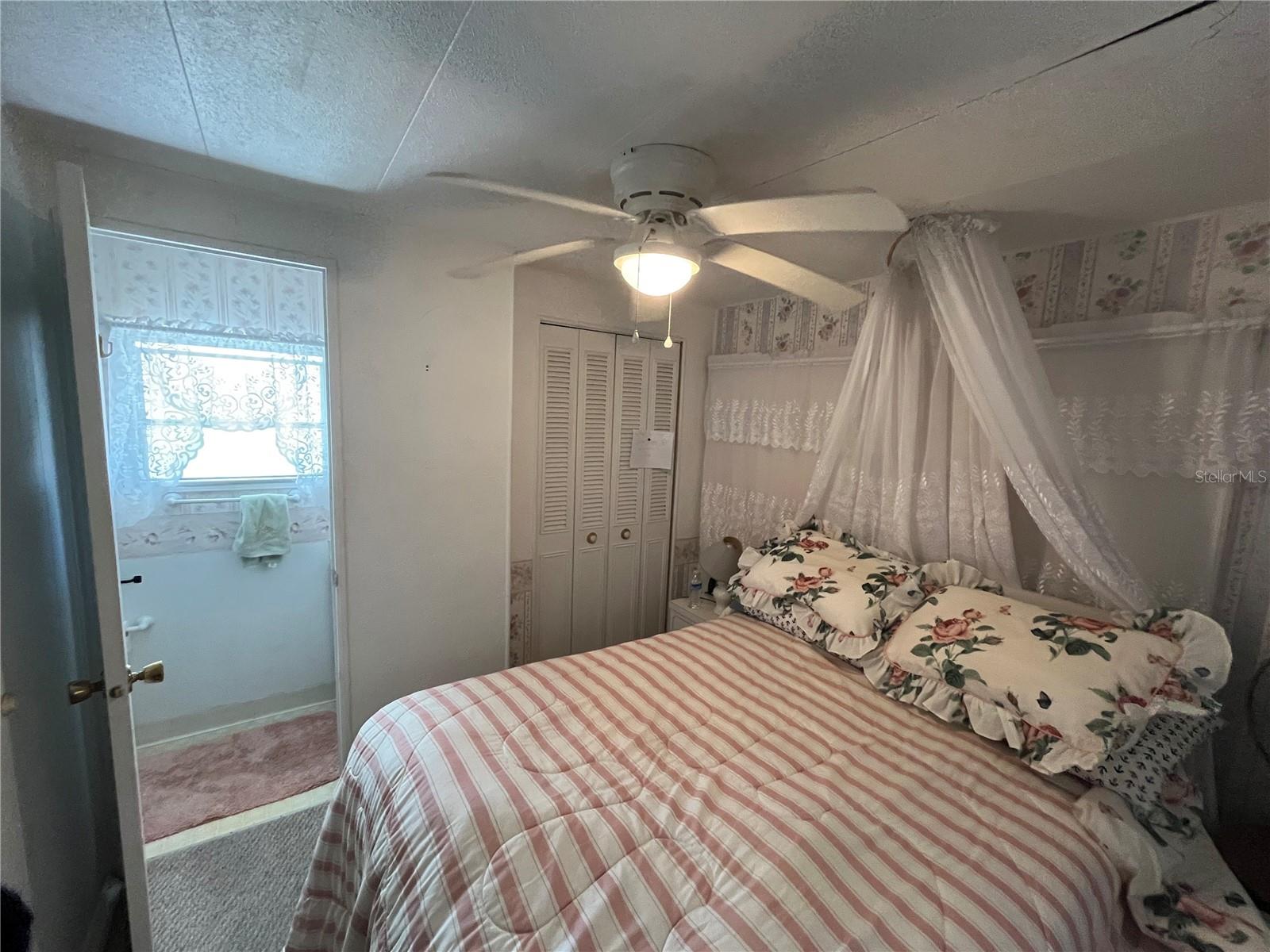 VENICE ISLE - Residential