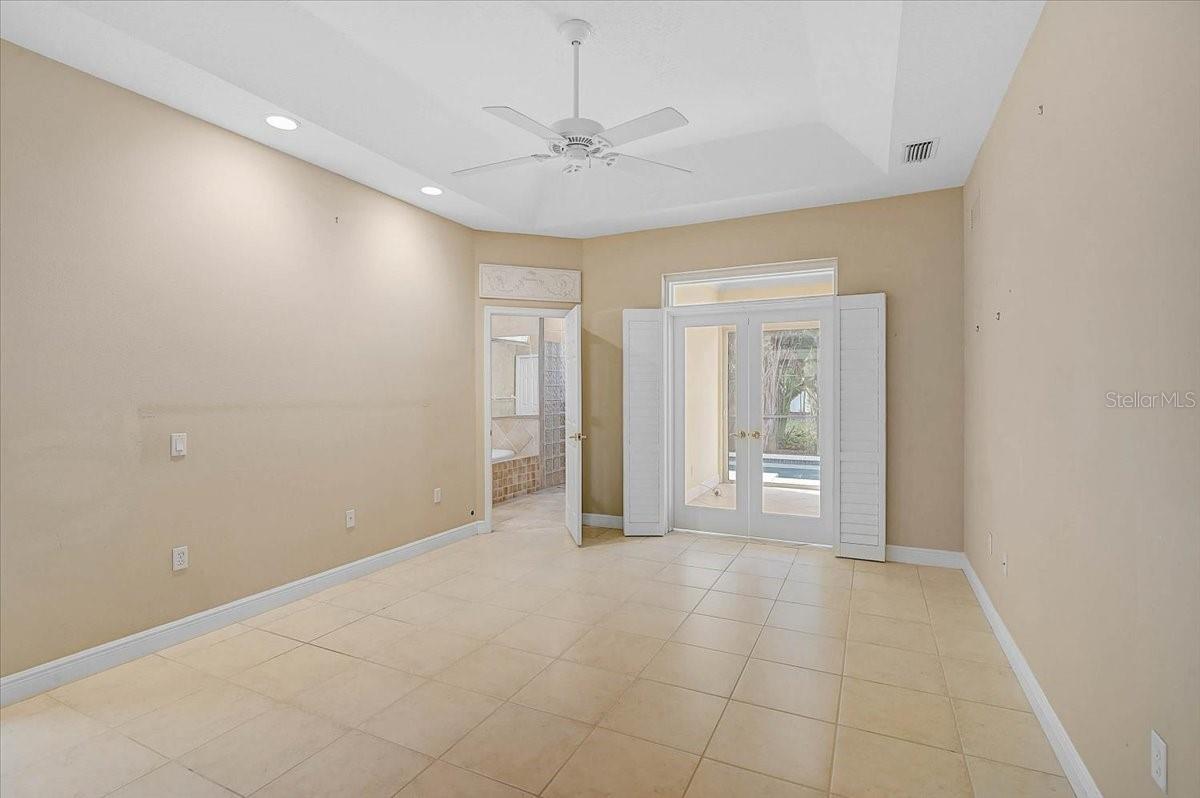 ASHTON MANOR - Residential