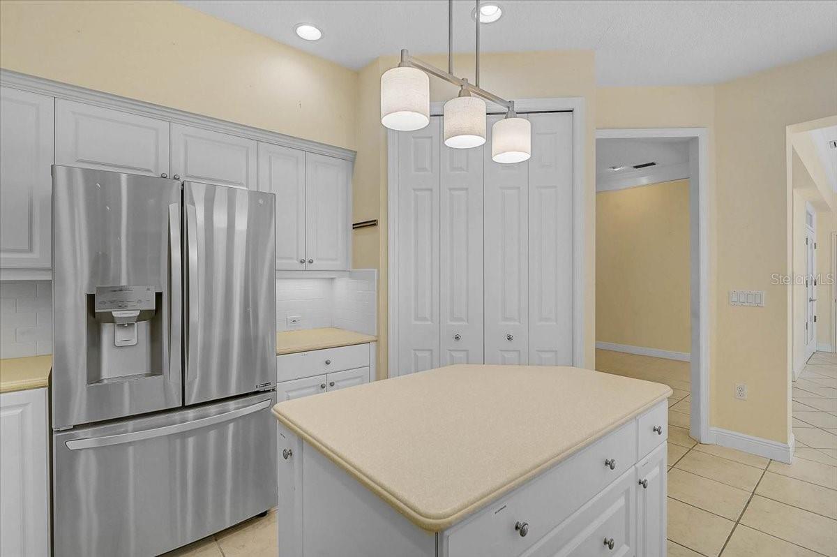 ASHTON MANOR - Residential