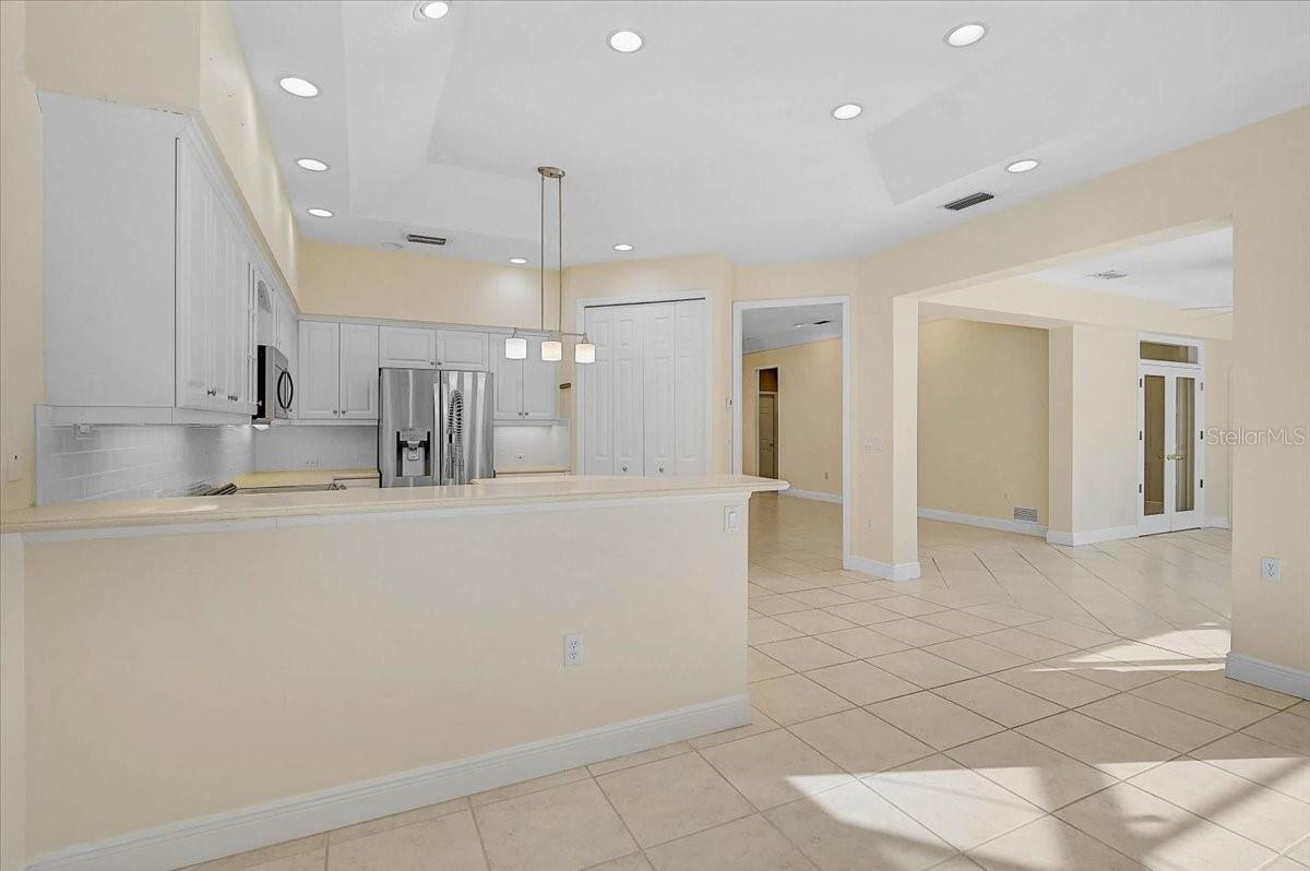 ASHTON MANOR - Residential