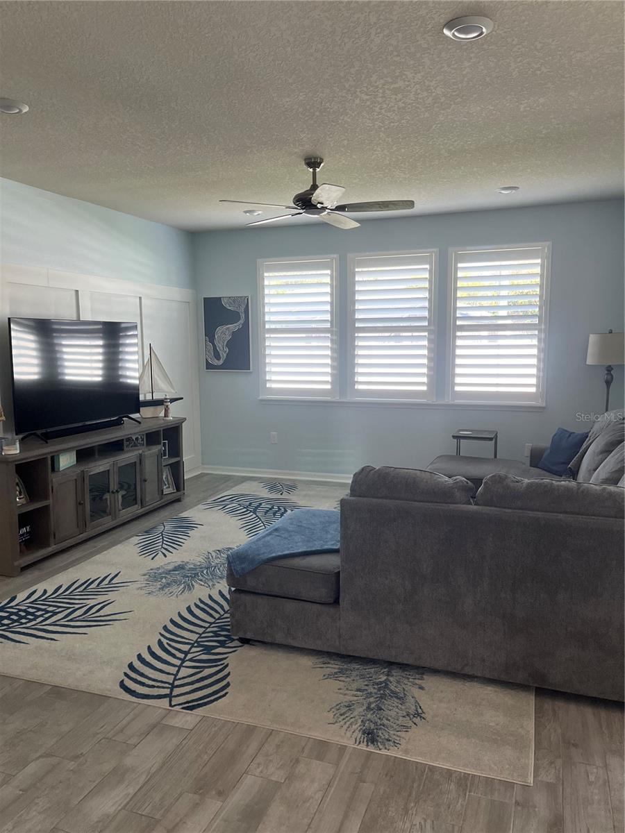 VILLAGES/VALENCIA PH 5 - Residential