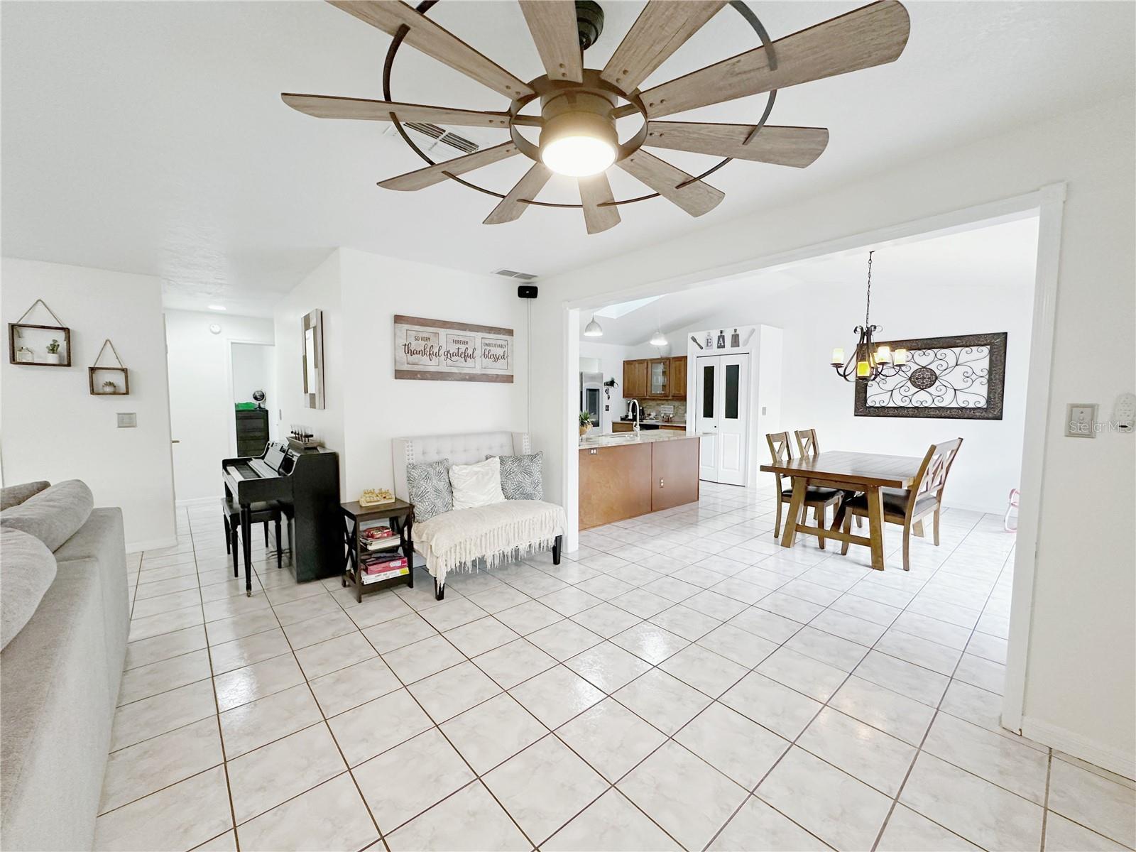 SILVER SPGS SHORES UN 10 - Residential