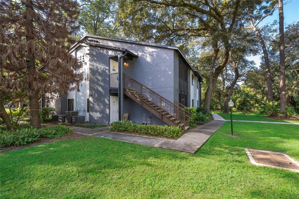 Photo of 180 Waterfall Way #203, Altamonte Springs, FL 32714 (MLS # O6453791)