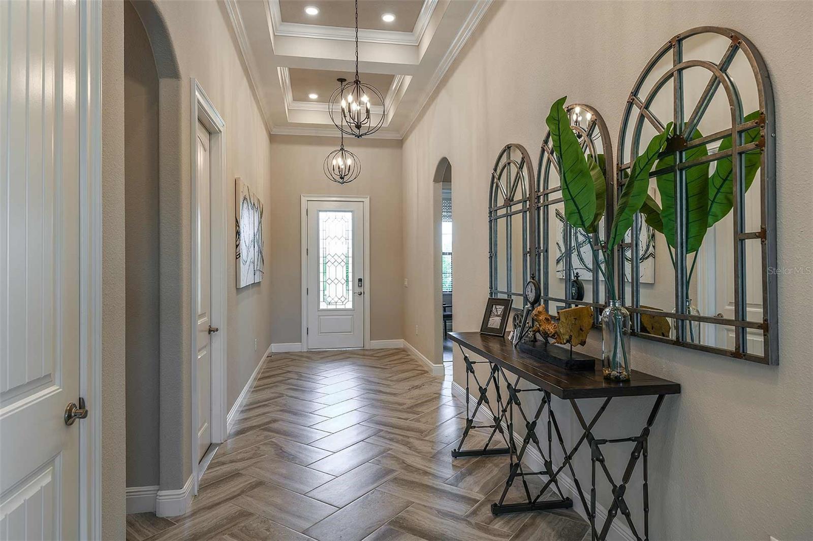 ROYAL HIGHLANDS - Residential