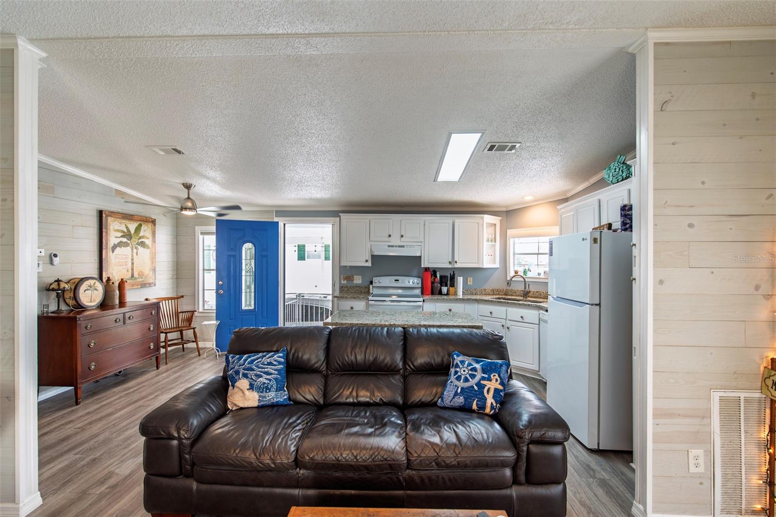 WINDMILL VILLAGE - Residential