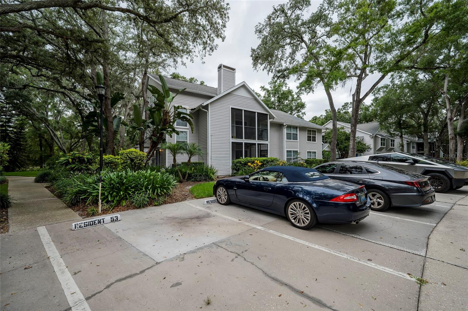3164 VALLEY OAKS DRIVE 3164