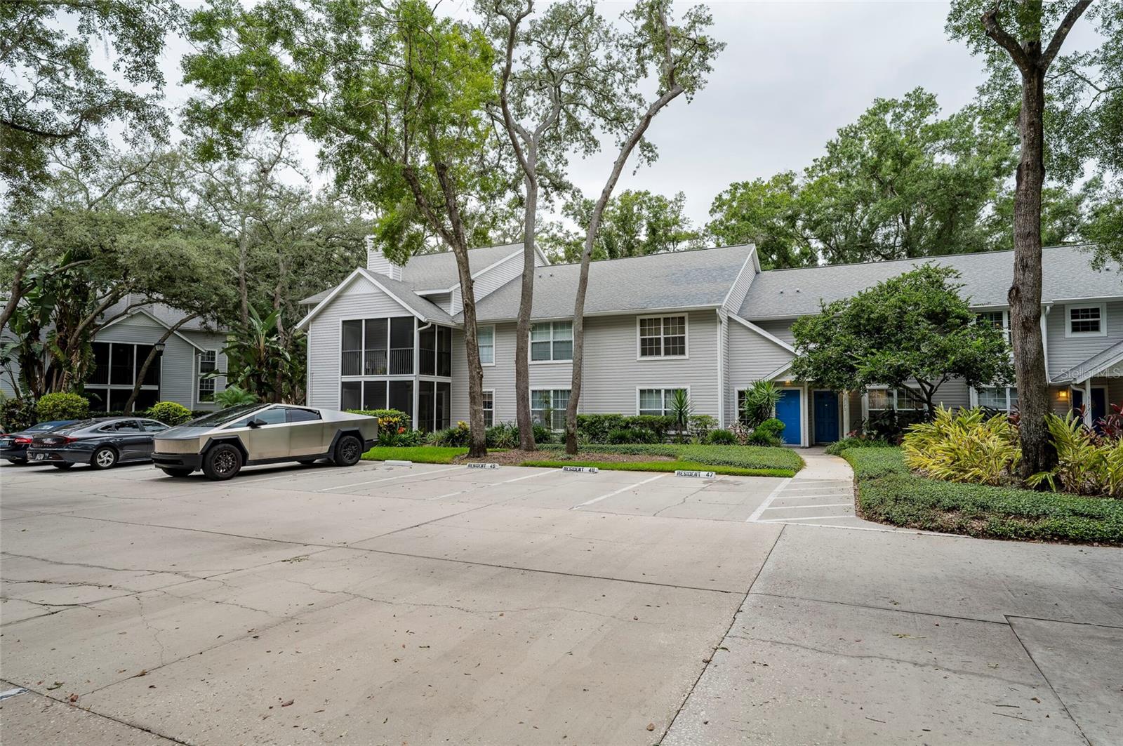 3164 VALLEY OAKS DRIVE 3164